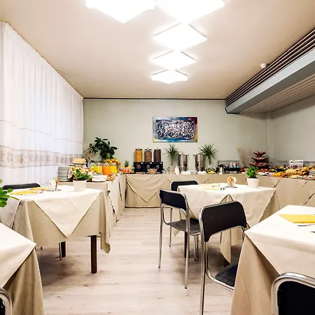 酒店 贝斯特韦斯特意大利公寓酒店 3*