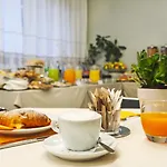 贝斯特韦斯特意大利公寓酒店 夸尔图-圣埃莱娜