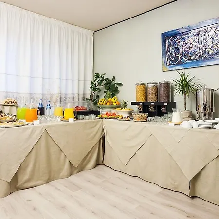 Western Italia Hotel 3*