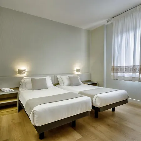 Western Italia Hotel 3*