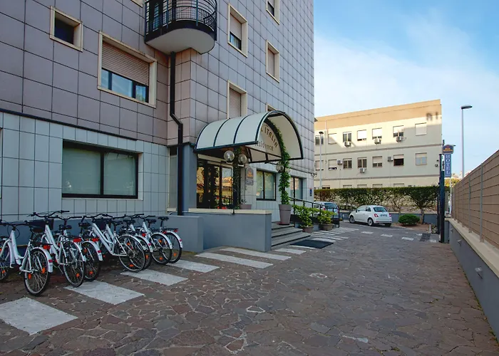 Hotel Western Italia 3*